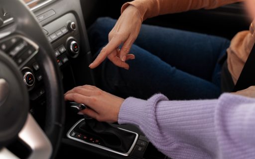 Automata váltós autó vontatása – mikor tilos és mit tegyen?